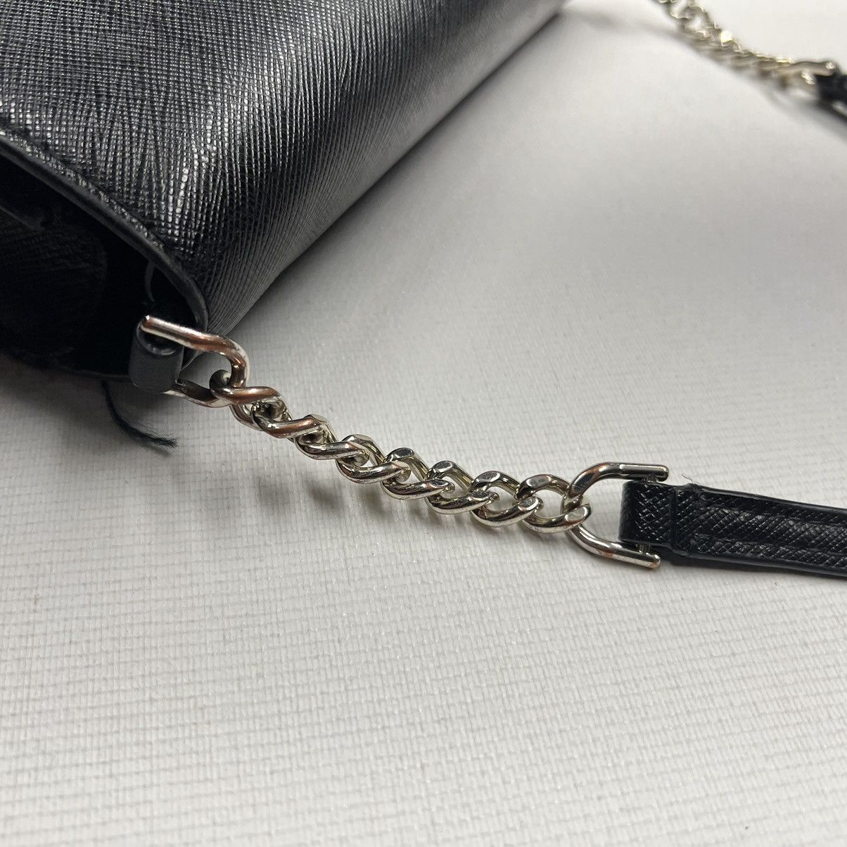Kate Spade Kate Spade Cross Body Wallet Black Clutch Bag Black Flap Size ONE SIZE - 10 Thumbnail
