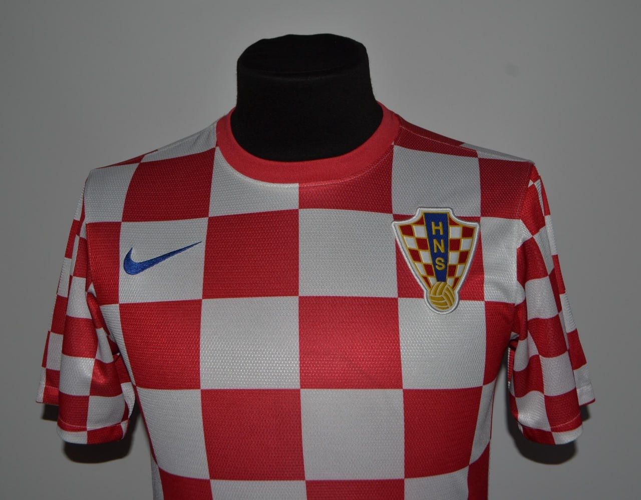 Nike CROATIA 2012/2013 NIKE HOME FOOTBALL SHIRT SOCCER JERSEY Size US S / EU 44-46 / 1 - 2 Thumbnail