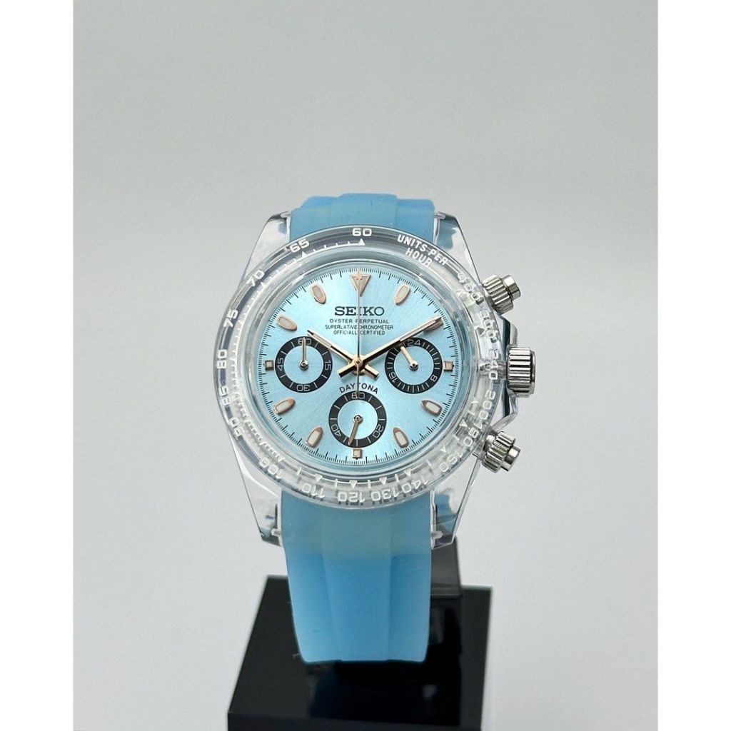 Seiko Ice Blue Clear Plastic Custom Seiko Watch Quartz Chronograph Size ONE SIZE - 7 Thumbnail