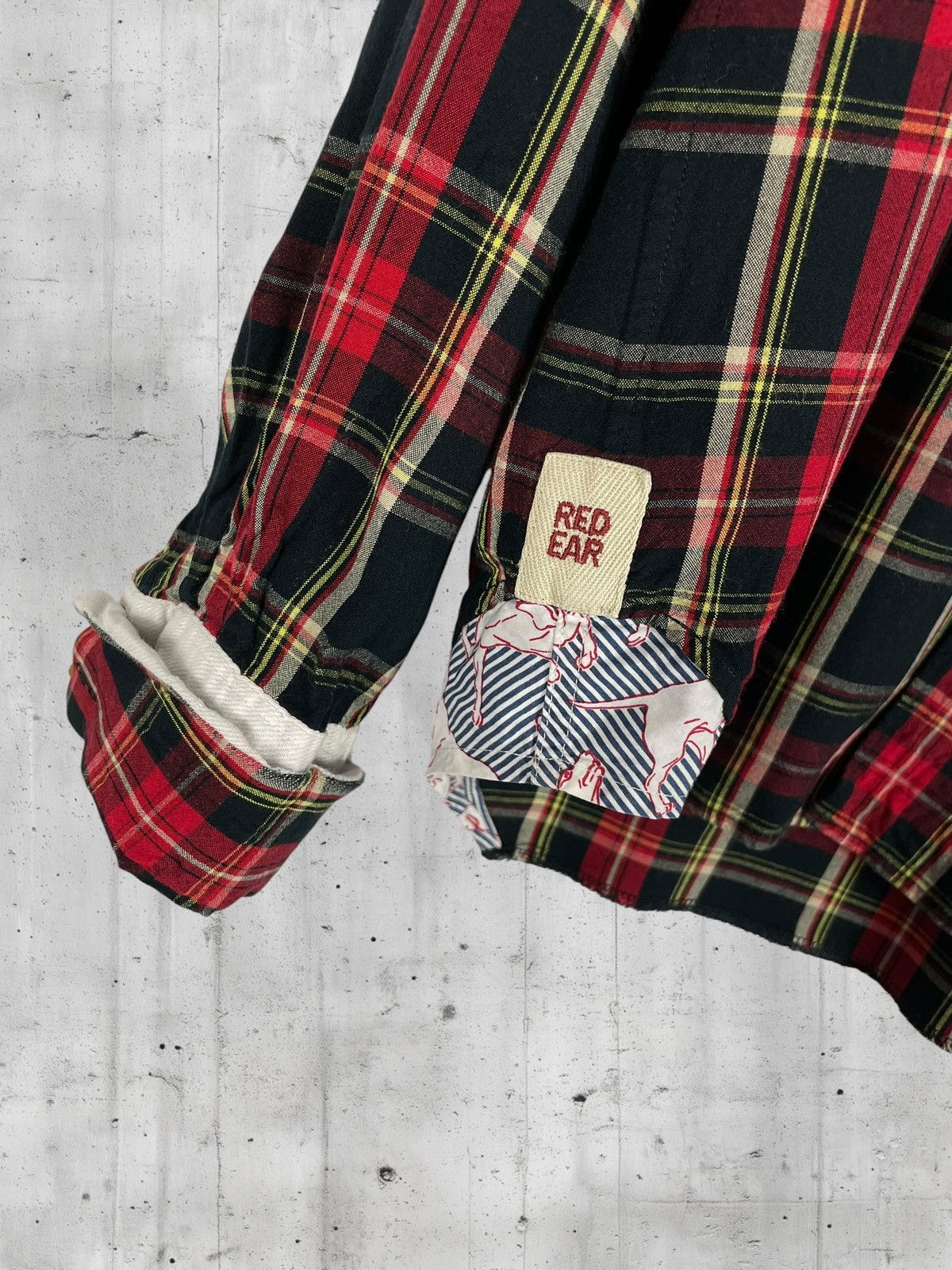 Paul Smith Paul Smith Red Ear Plaid Flannel Button Up Shirt Size US M / EU 48-50 / 2 - 3 Thumbnail