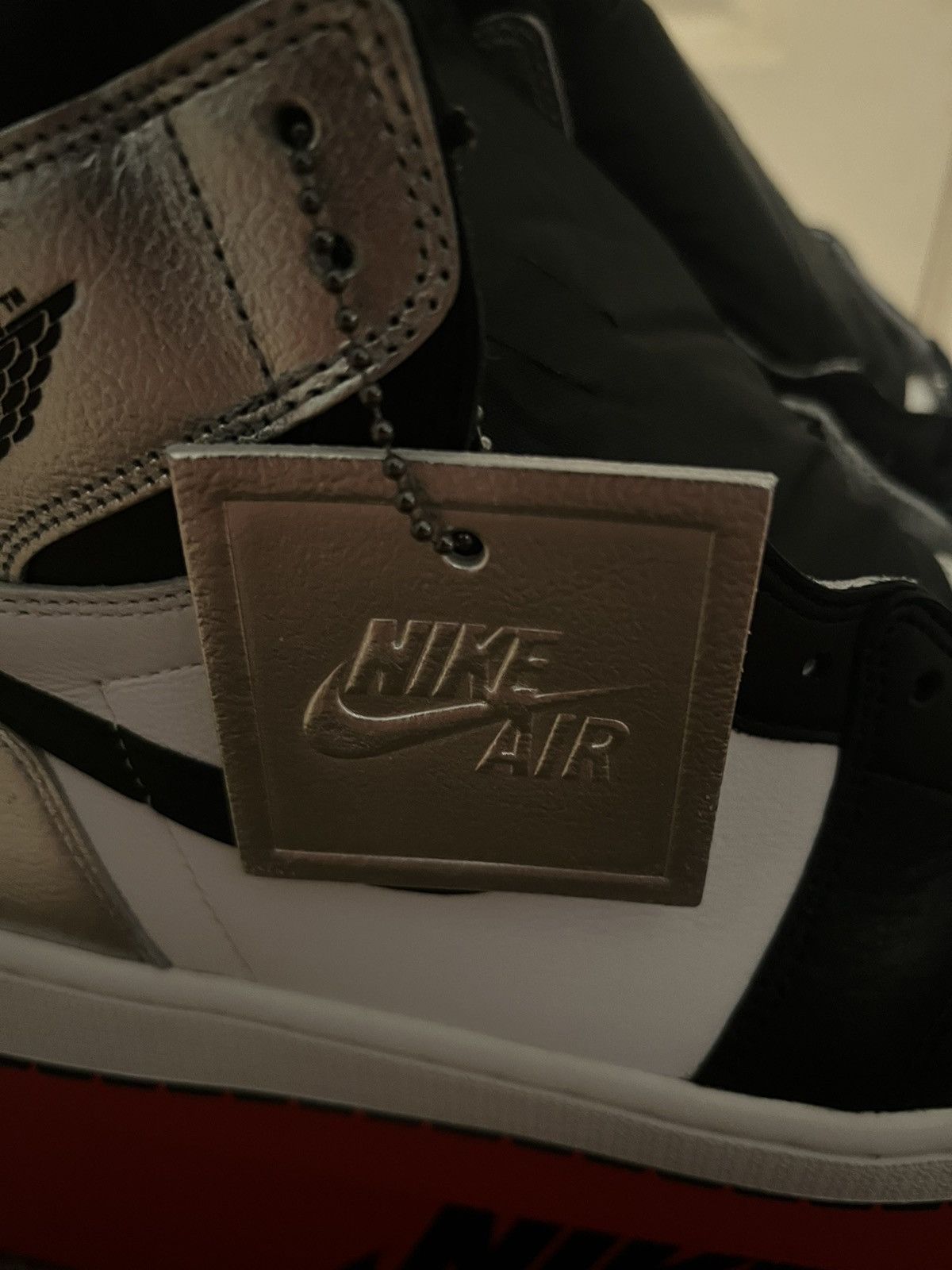 Jordan Brand Jordan 1 “ Silver toe” Size US 10.5 / EU 43-44 - 5 Thumbnail