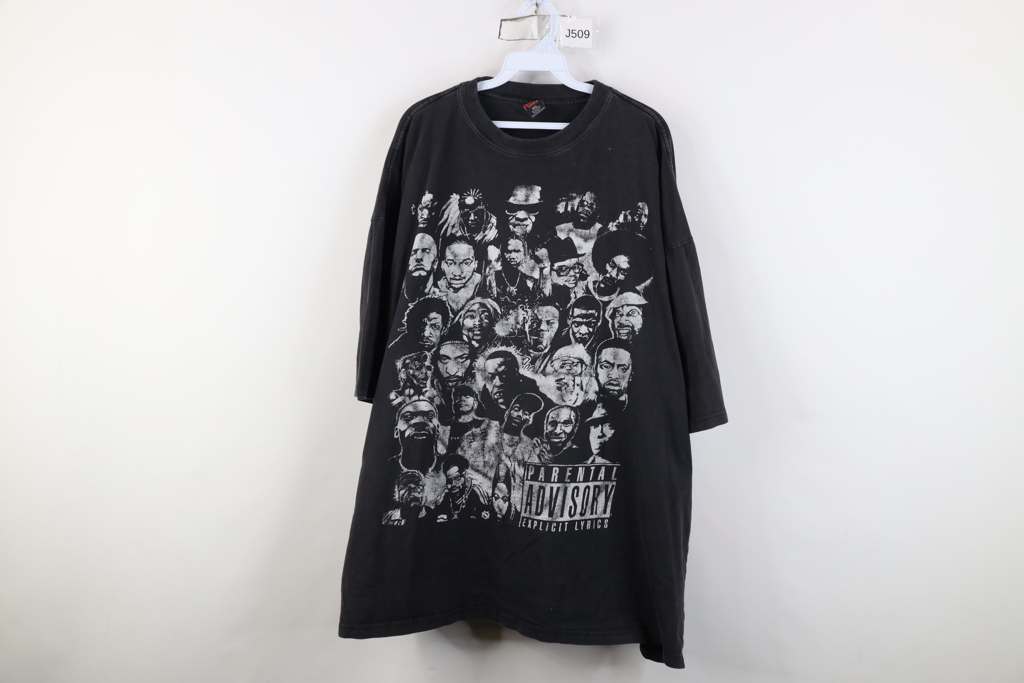 Vintage Vintage Y2K Streetwear Rap Legends Short Sleeve T-Shirt Size US XXL / EU 58 / 5 - 1 Thumbnail
