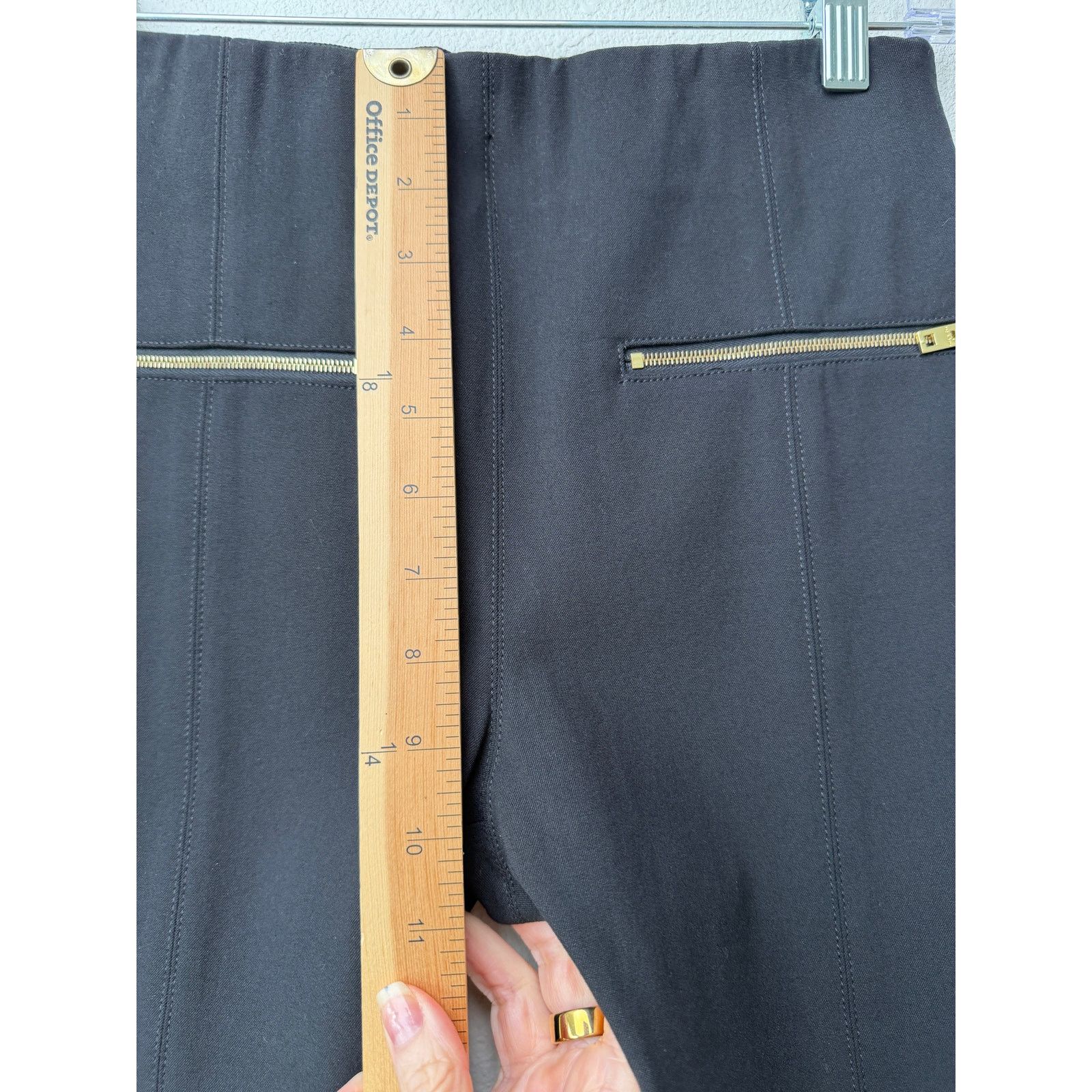 Rag & Bone NWT Rag & Bone Annie Black Cropped Ponte Pants Gold Zip Size 26" / US 2 / IT 38 - 13 Thumbnail
