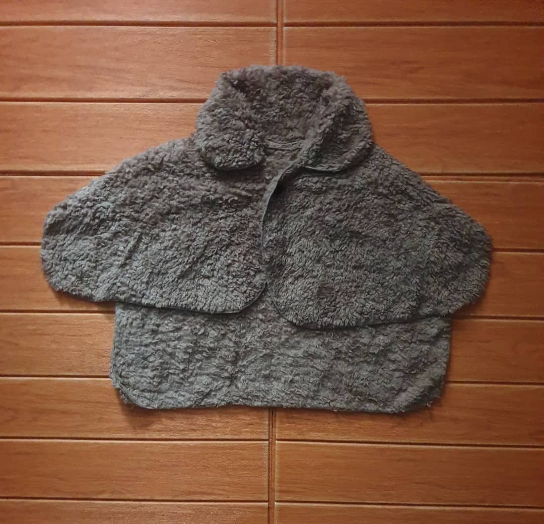 Japanese Brand Harajuku winter season fur Shoulder warmer Size US M / EU 48-50 / 2 - 1 Thumbnail