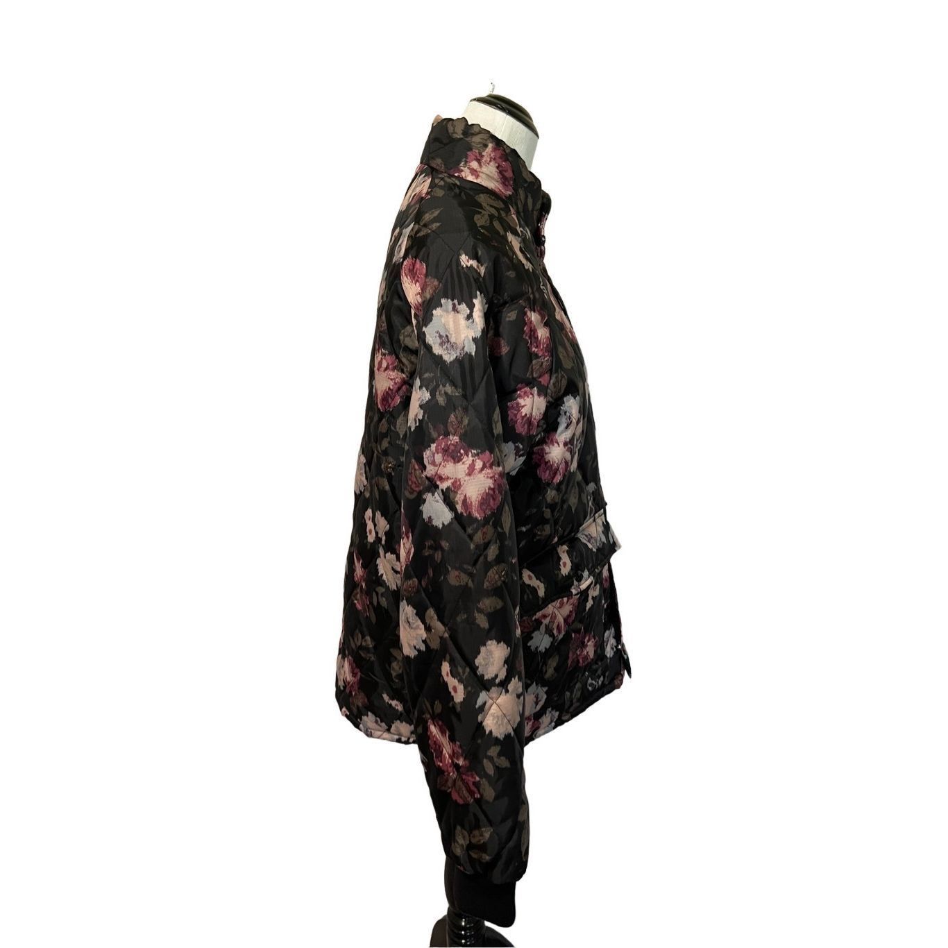 Urban Outfitters Urban Outfitters puffer jacket floral size M Size M / US 6-8 / IT 42-44 - 3 Thumbnail