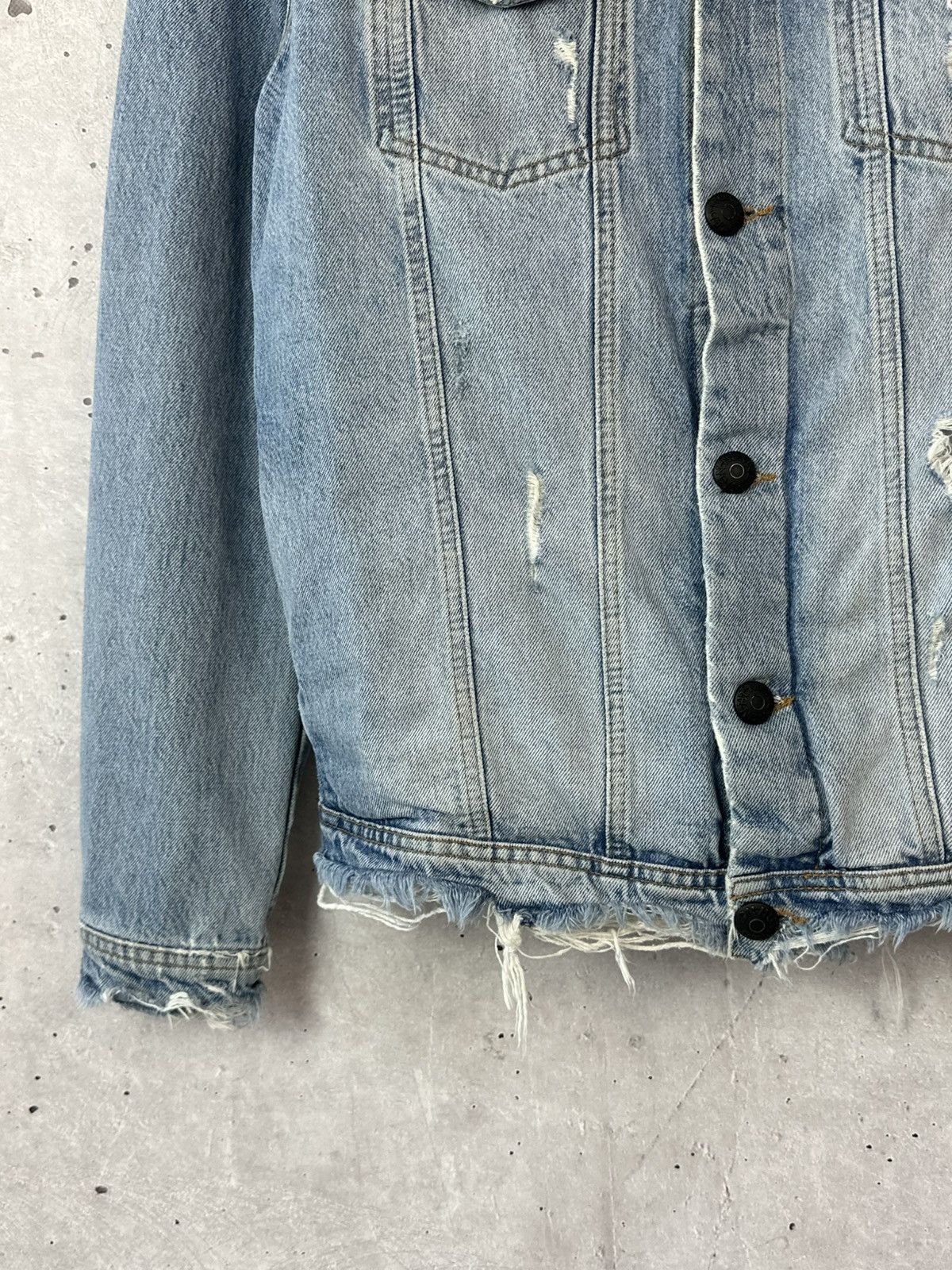 Won Hundred Won Hundred Distressed Washed Blue Men’s Denim Jacket Size US L / EU 52-54 / 3 - 6 Thumbnail