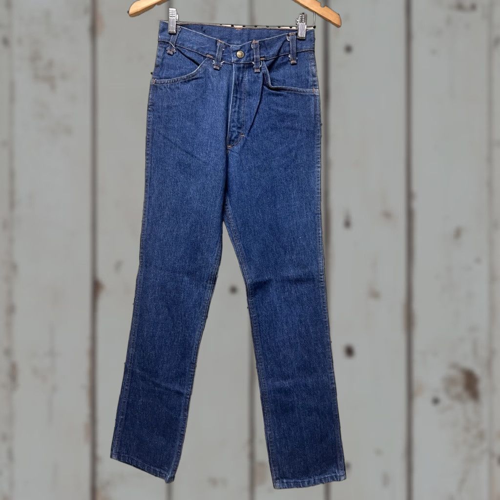 Vintage VINTAGE OshKosh B'Gosh Blue Denim Jeans Men 25x30 Slim/Regular 5-Pocket Rock USA 90s City Logo Belted Straight Breakfast? Size US 26 / EU 42 - 1 Thumbnail