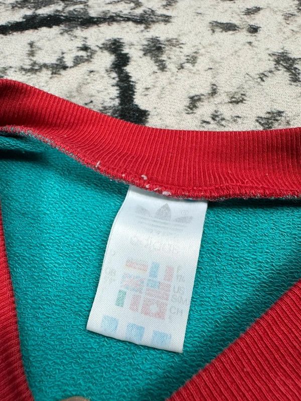Adidas Vintage Adidas crewneck sweatshirt green red logo S Size US S / EU 44-46 / 1 - 5 Thumbnail