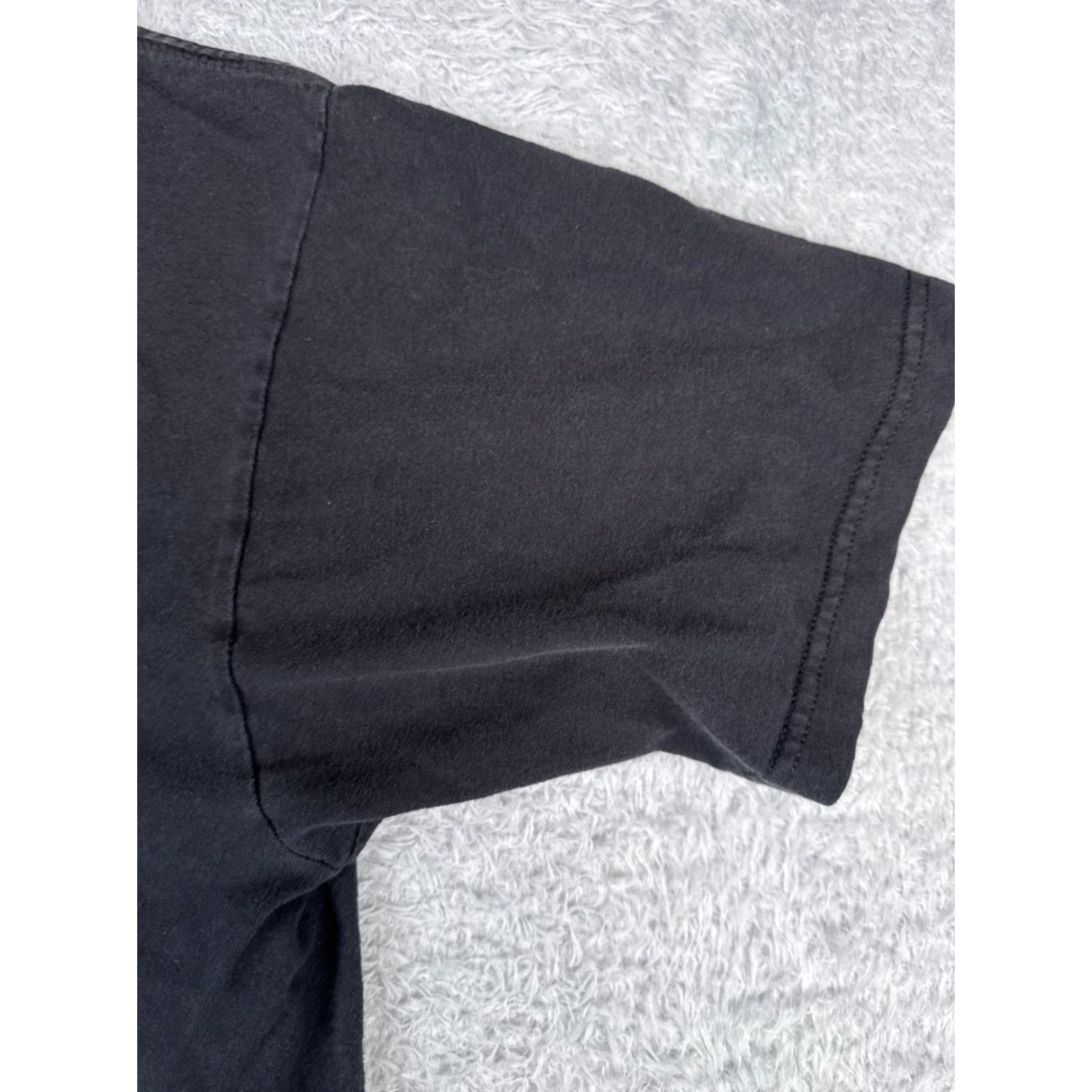The North Face VINTAGE The North Face Shirt Men Large Black 100% Cotton Short Sleeve Crew Neck Faded Size US L / EU 52-54 / 3 - 3 Thumbnail