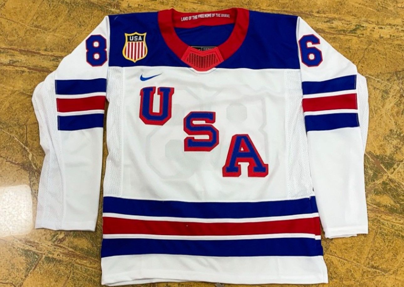 Nike Men’s Jack Hughes Olympics Hockey Jersey - size large Milan Size US L / EU 52-54 / 3 - 1 Thumbnail