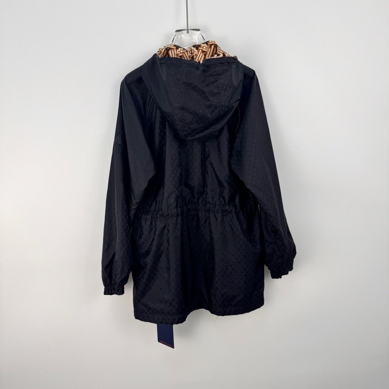 Louis Vuitton Louis Vuitton Black hooded jacket with full logo sleeves, l Size US S / EU 44-46 / 1 - 4 Thumbnail