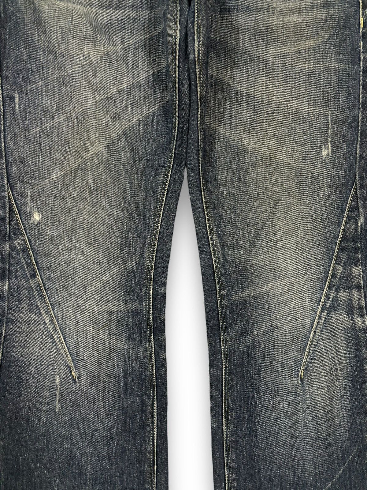 Number (N)ine Japanese Brand Whiskers Distressed Jeans Number (N)ine Style Size US 32 / EU 48 - 6 Thumbnail