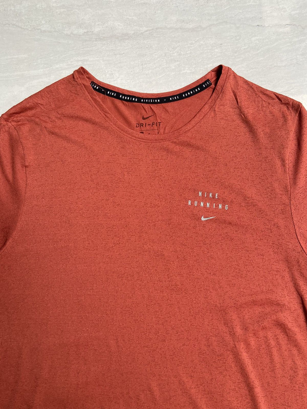 Nike NIKE DRI-FIT Long Sleeve T-shirt Size US S / EU 44-46 / 1 - 9 Thumbnail