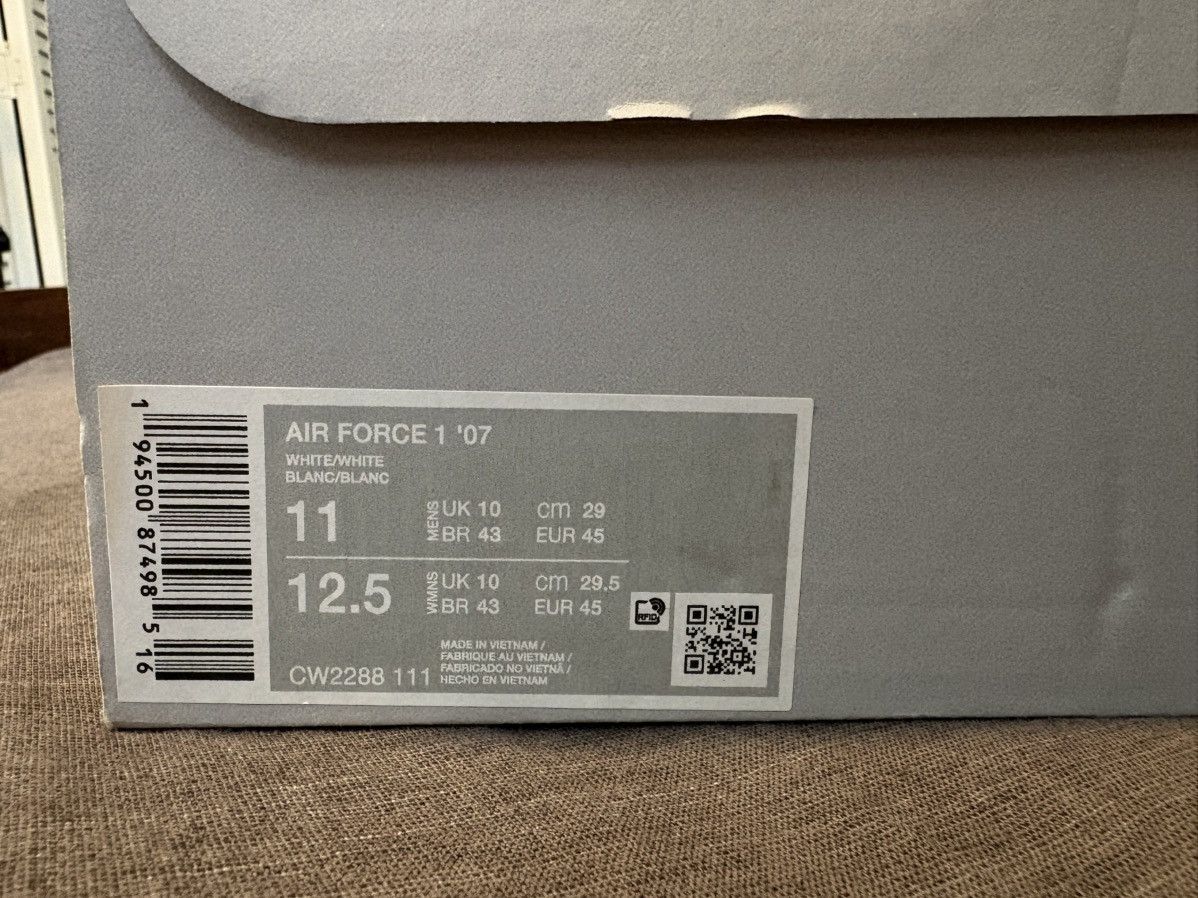 Nike Nike Air Force 1 Size US 11 / EU 44 - 4 Thumbnail
