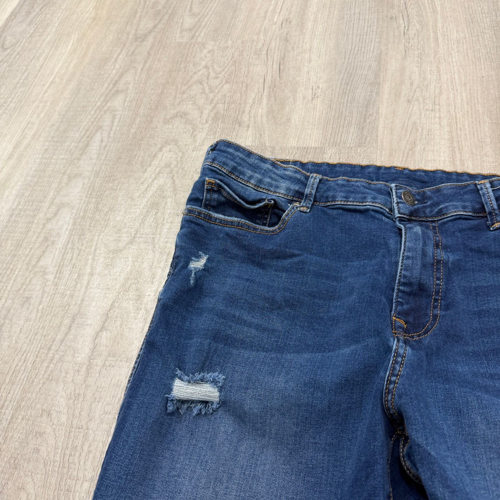 True Religion True Religion Jennie Curvy Mid Rise Skinny Jeans Women's 34 Size 34" / US 12 / IT 48 - 4 Thumbnail