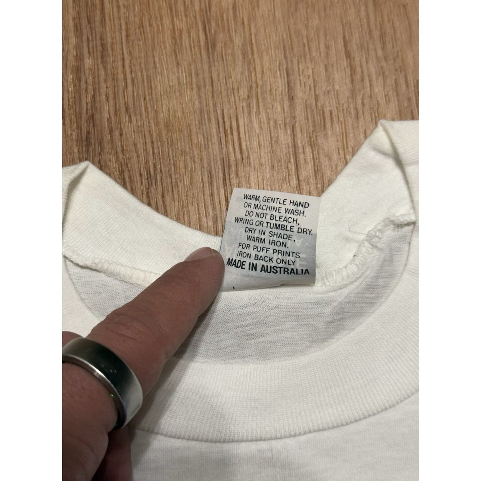 Vintage VINTAGE Artzone Shirt L White 80s Sydney Australia Men T-Shirt Single Stitch Large Men's 80s Artzone Shirt Size US L / EU 52-54 / 3 - 4 Thumbnail