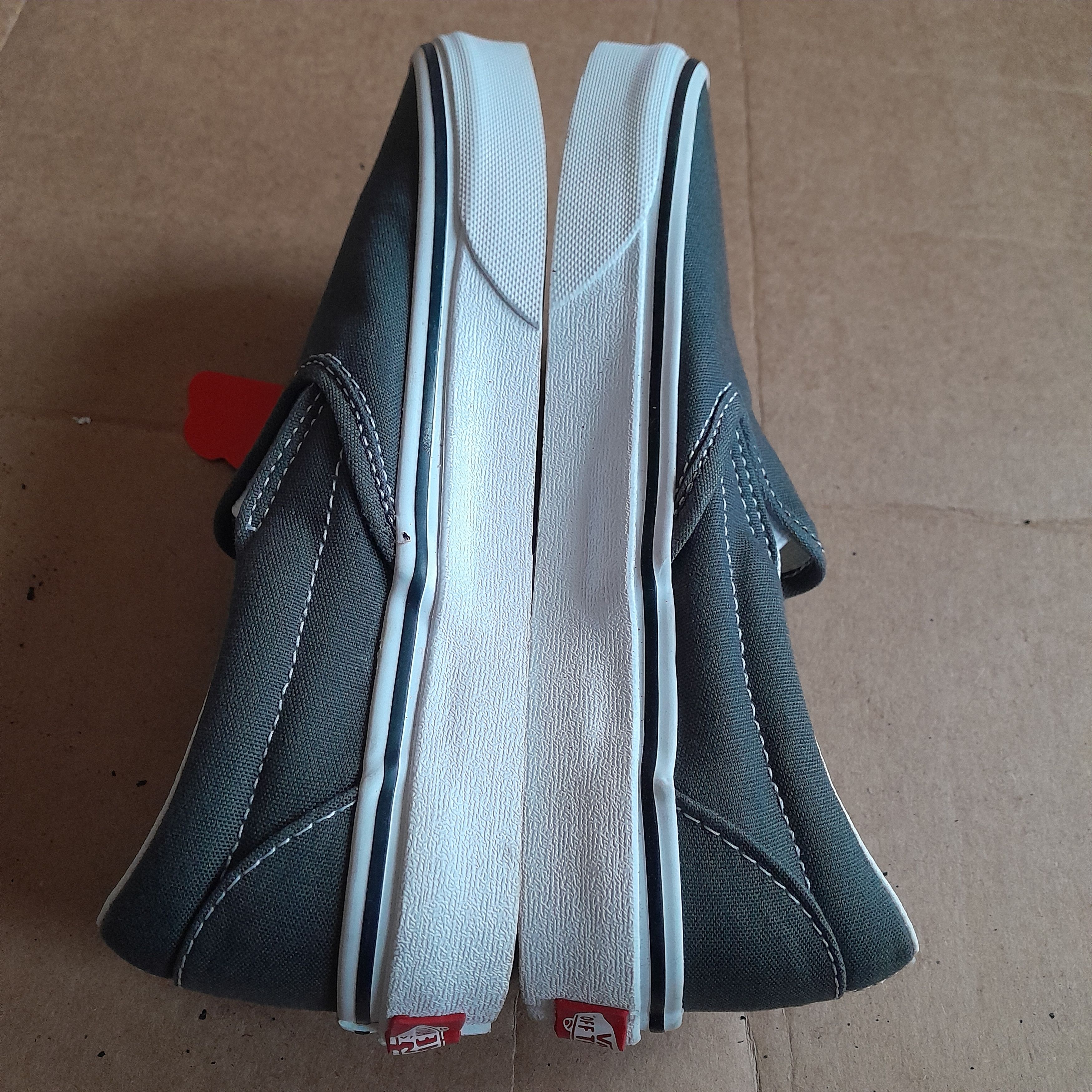 Vans Vans Classic Women’s Gray Slip-on Skateboard Sneakers Size US 6 / IT 36 - 7 Thumbnail