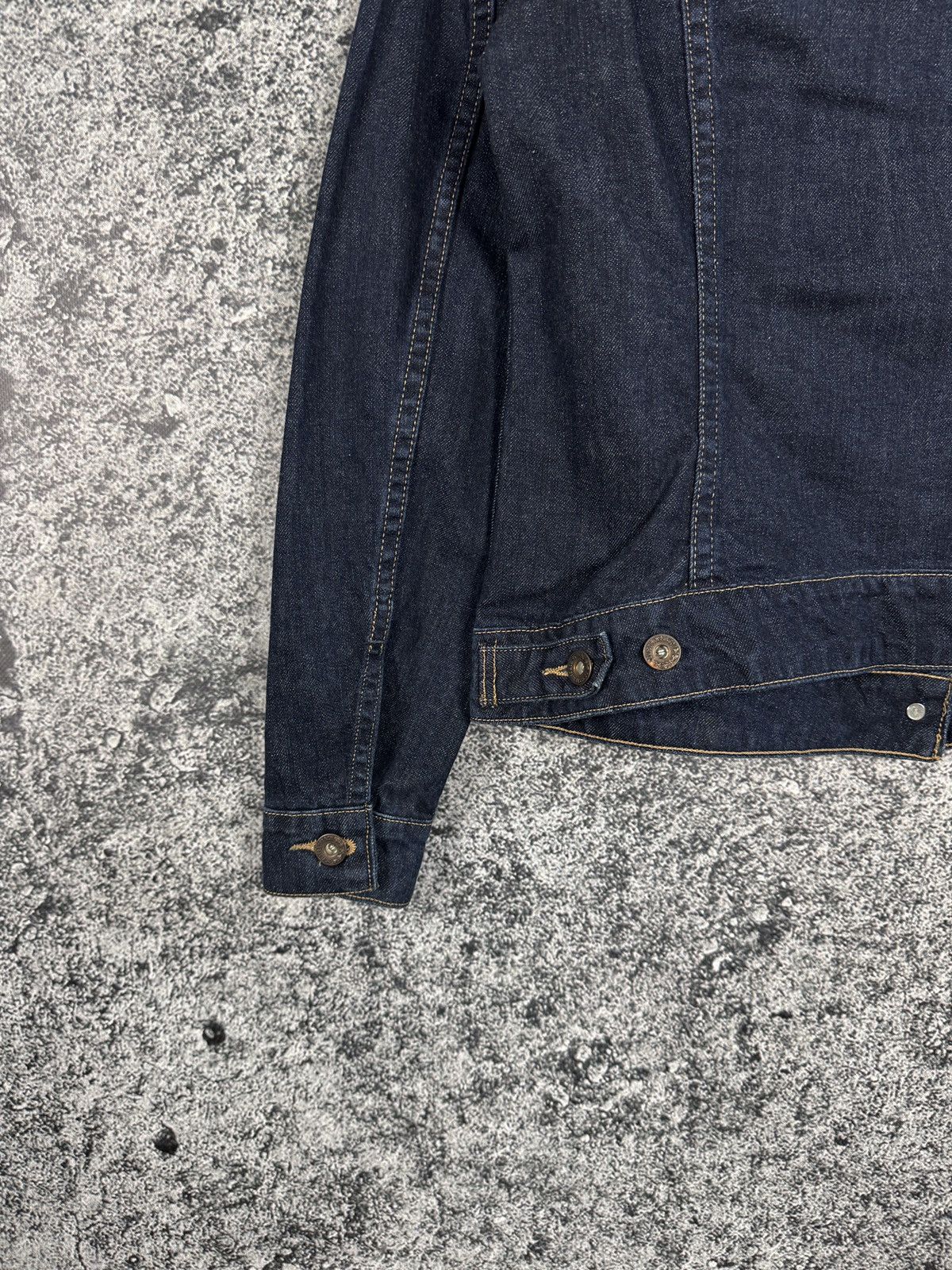 Levi's Levis Vintage Denim Trucker Jacket Classic Navy Blue Sz L Size L / US 10 / IT 46 - 14 Thumbnail