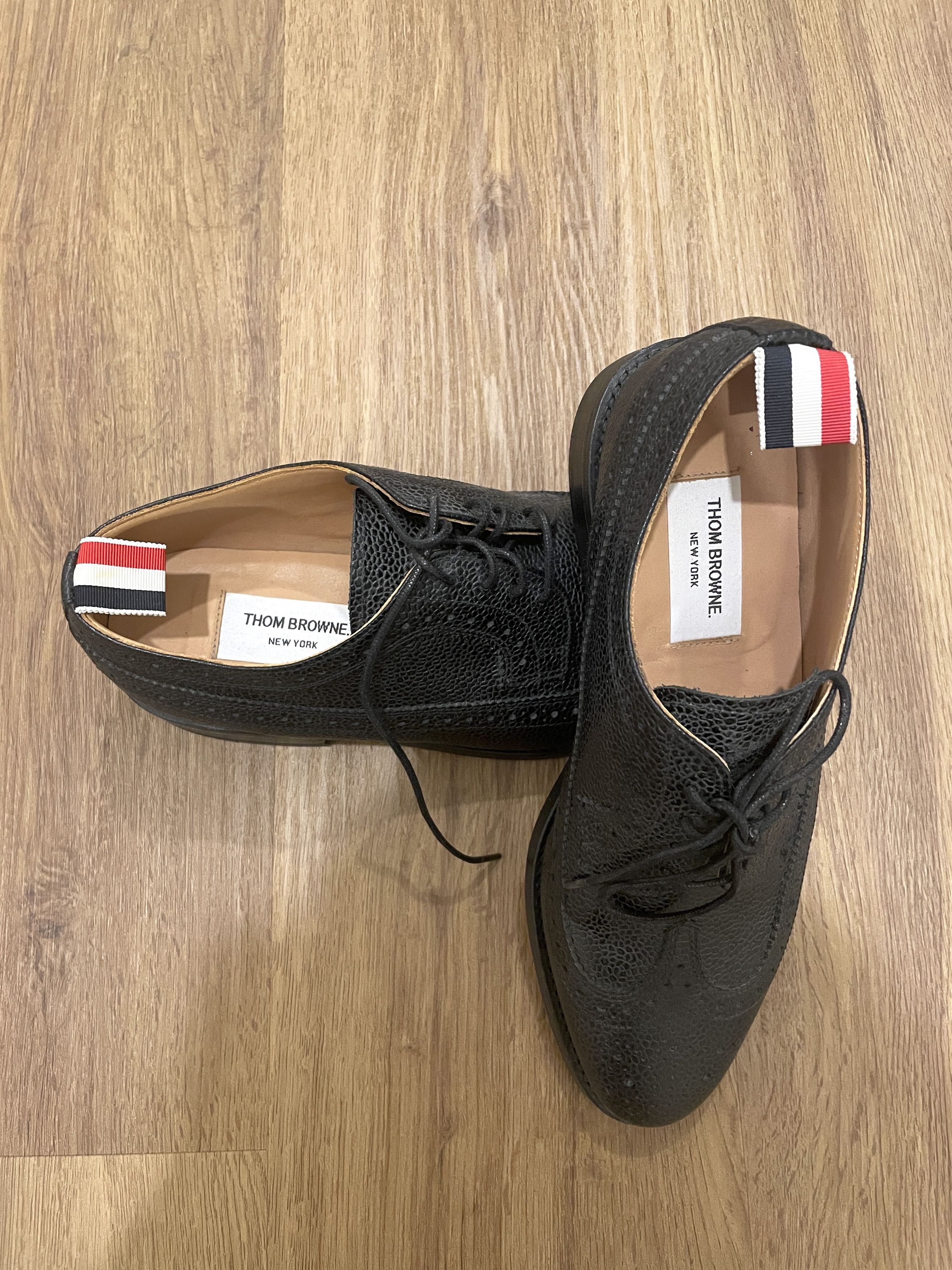 Thom Browne Longwing Brogue in Signature Pebble Grain Leahter Size US 6 / EU 39 - 2 Thumbnail