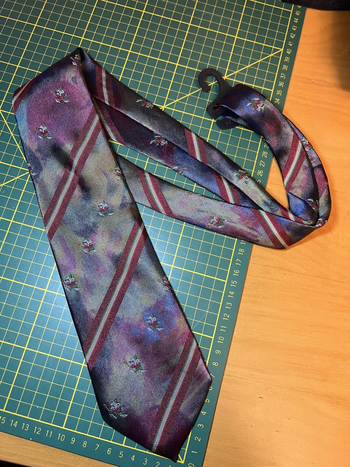 Vintage Vintage Svilanit Italian mouse flag multi colour necktie Size ONE SIZE - 1 Thumbnail
