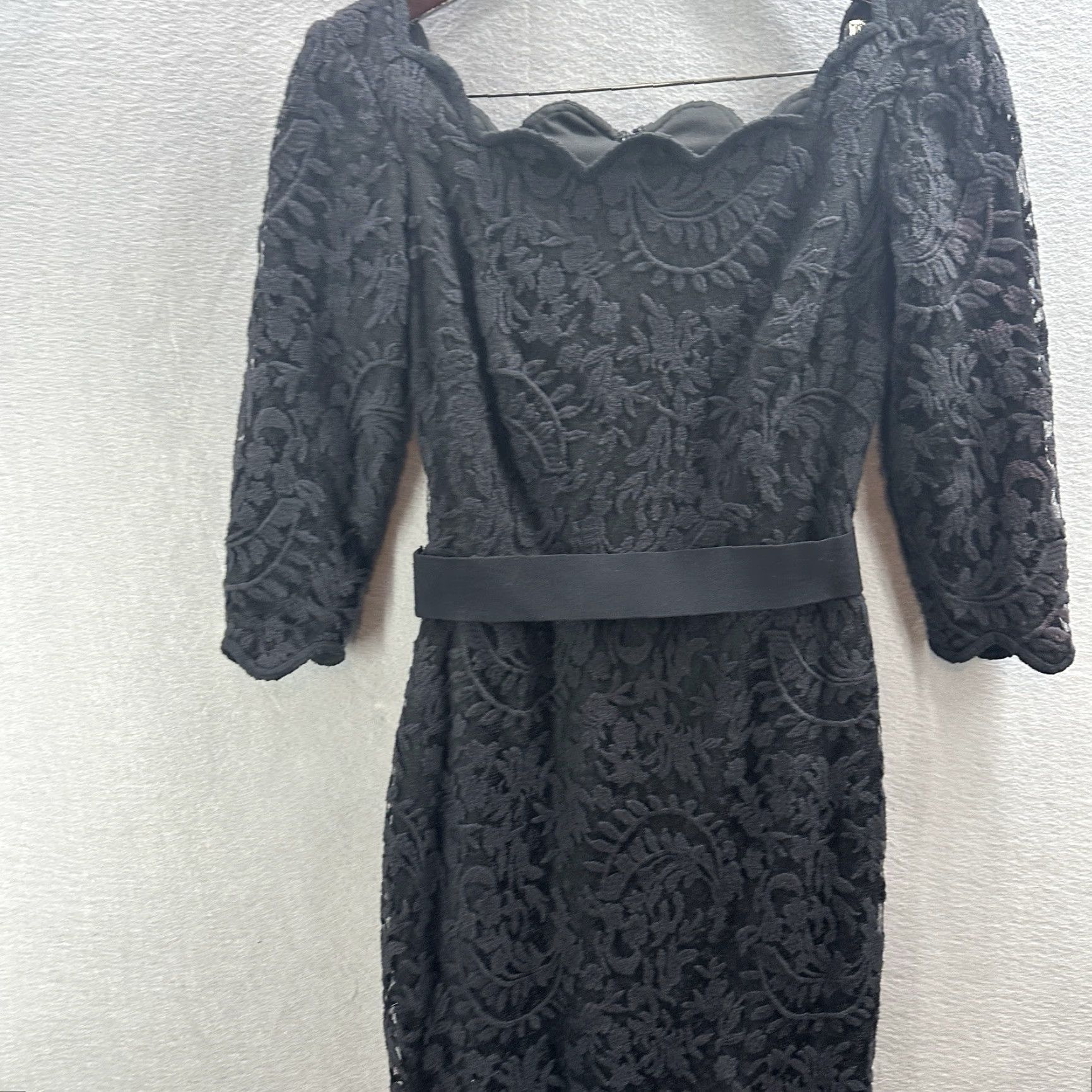 Tadashi Shoji Tadashi Shoji Mini Cocktail Sheath Dress Womens 2 Scalloped Brocade Quiet Luxury Size XS / US 0-2 / IT 36-38 - 3 Thumbnail