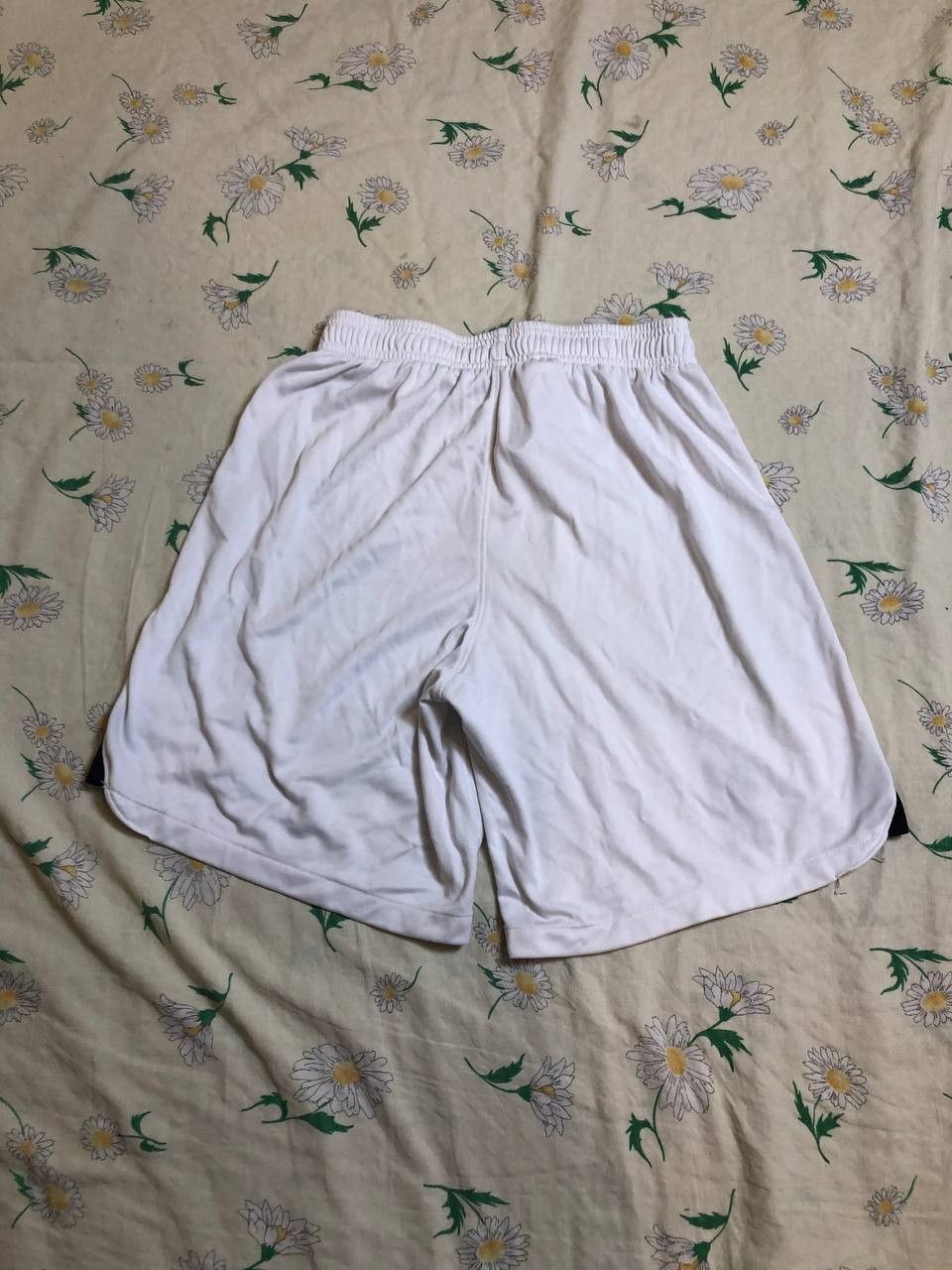 Nike Nike Liverpool FC 2022/23 Stadium Away Shorts Size US 32 / EU 48 - 14 Thumbnail