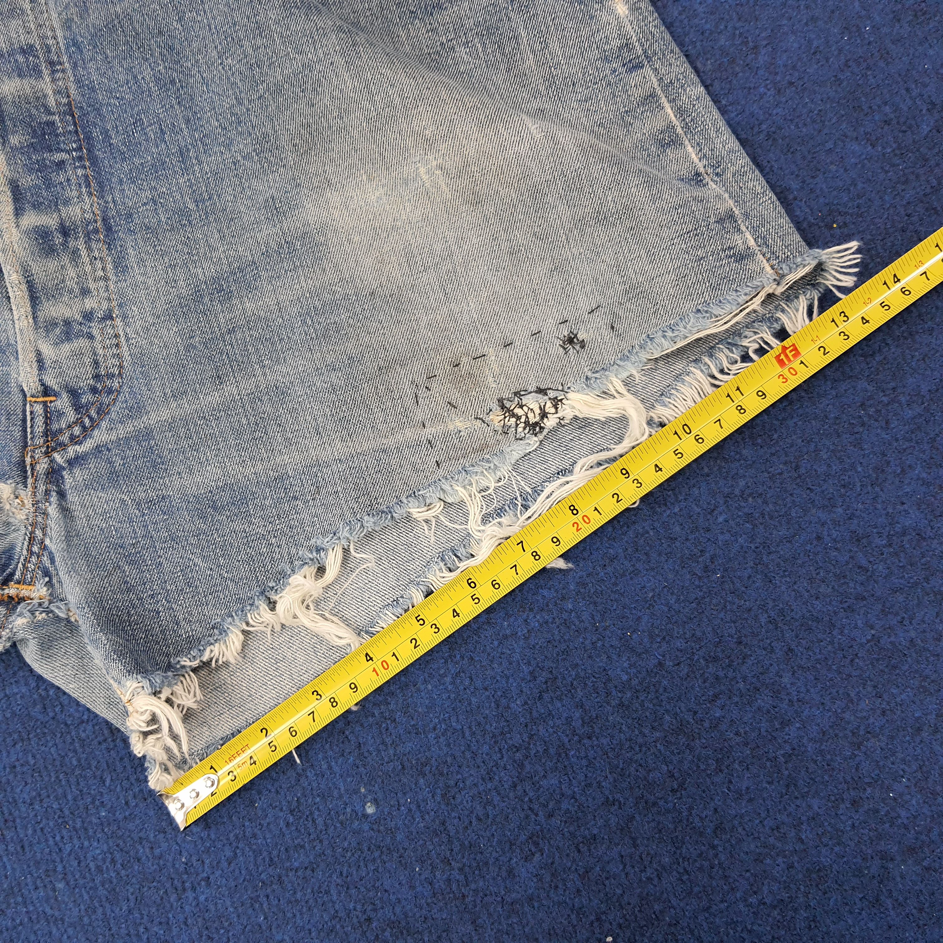 Vintage Levi's Strauss Short Denim Pants C235N31