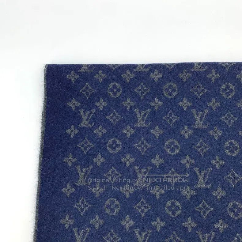 Louis Vuitton Louis Vuitton Dark blue logo presbyopic full print cashmer Size ONE SIZE - 3 Thumbnail