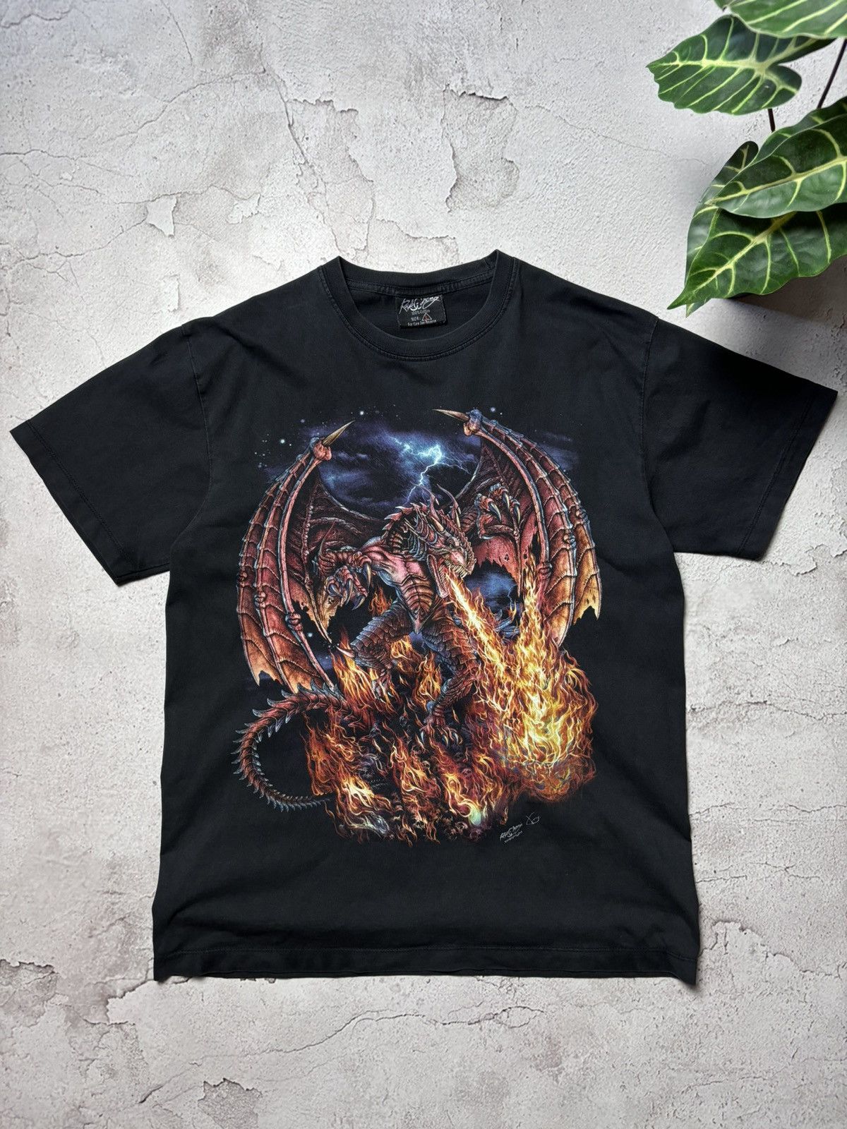Vintage Rock Chang Spiral Graphic T-Shirt – Size L – Black Size US L / EU 52-54 / 3 - 1 Thumbnail