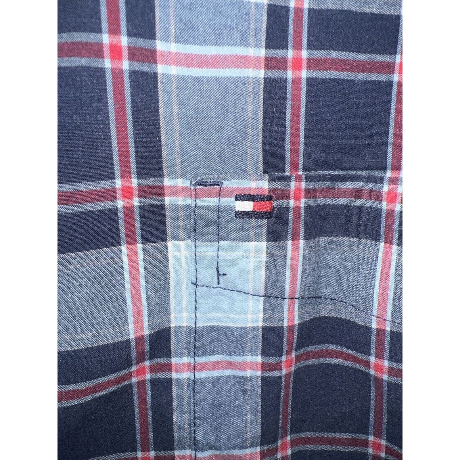 Tommy Hilfiger Tommy Hilfiger Men’s Button Up Shirt Size XL Blue Red Plaid Size US XL / EU 56 / 4 - 4 Thumbnail