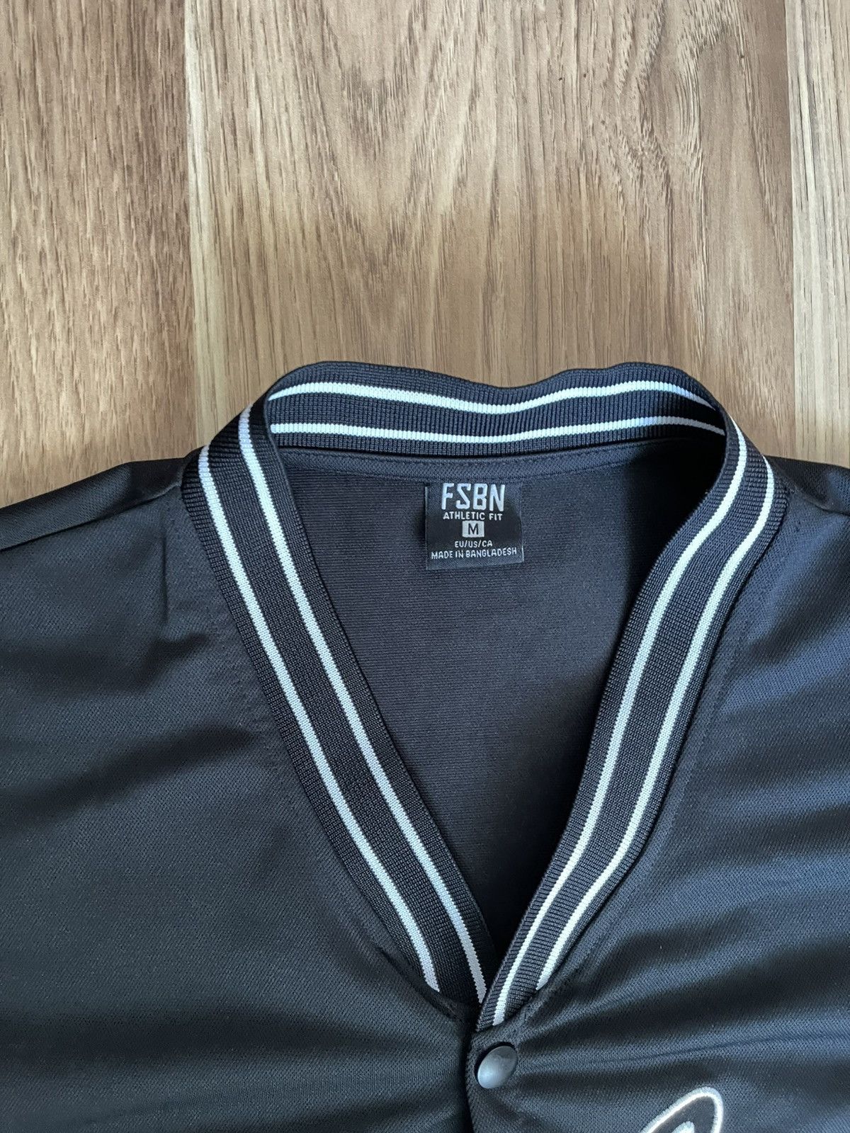 Other FSBN Reckless Baseball Jersey Men’s SizeM Black Athletic Fit Size US M / EU 48-50 / 2 - 5 Thumbnail
