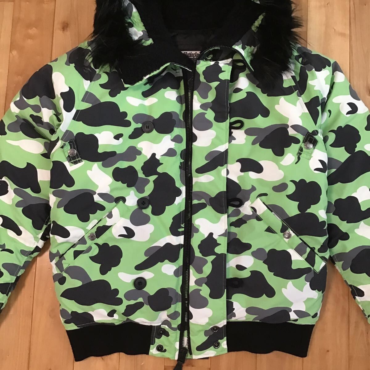 Bape BAPE Fur Down Jacket Warm up camo green a bathing ape Size US L / EU 52-54 / 3 - 3 Thumbnail