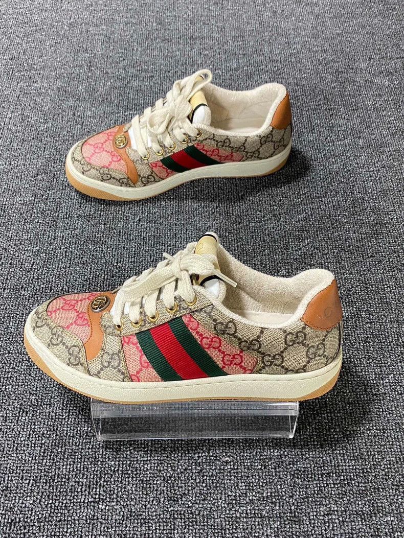 Gucci Gucci Floral Print Sneakers in Excellent Condition-2505 Size US 7 / IT 37 - 2 Thumbnail