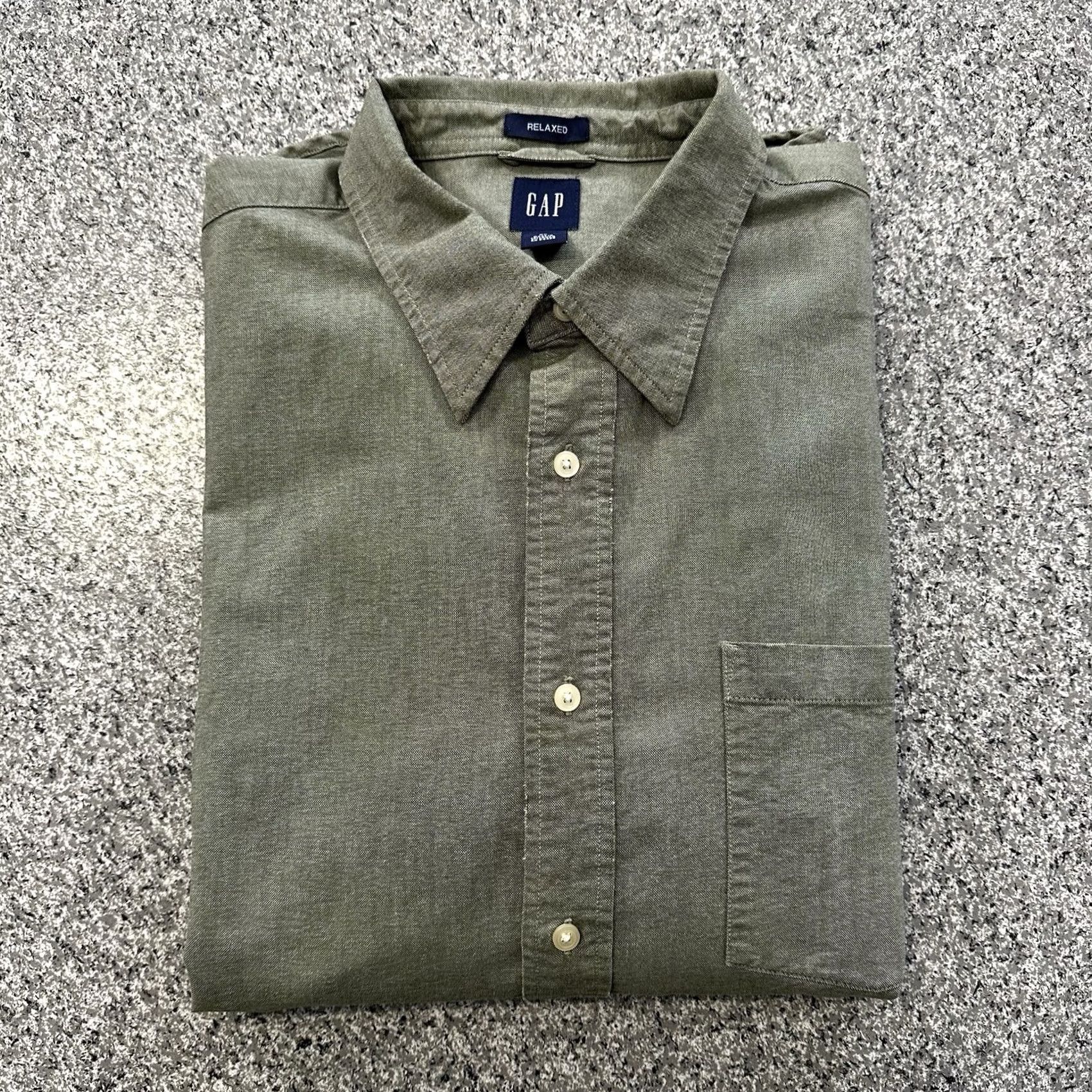 Gap VINTAGE Gap Shirt Mens XL Green Button-Up Long Sleeve Casual Workwear 2003 HOL Mens XS? Size US XL / EU 56 / 4 - 2 Thumbnail