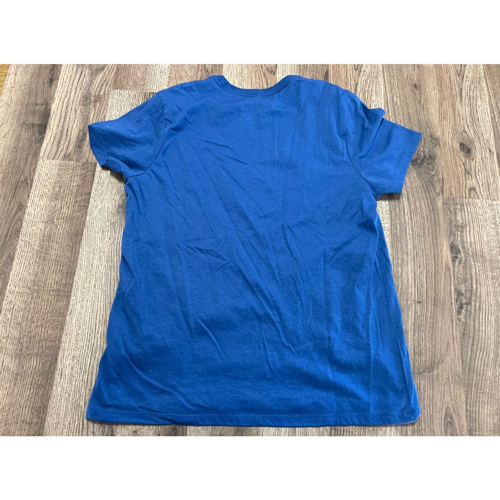 Vintage Huk Shirt Women's Medium Blue Short Sleeve Happiness comes in Waves Shirt Regular Fit Adult Womens Size M / US 6-8 / IT 42-44 - 2 Thumbnail
