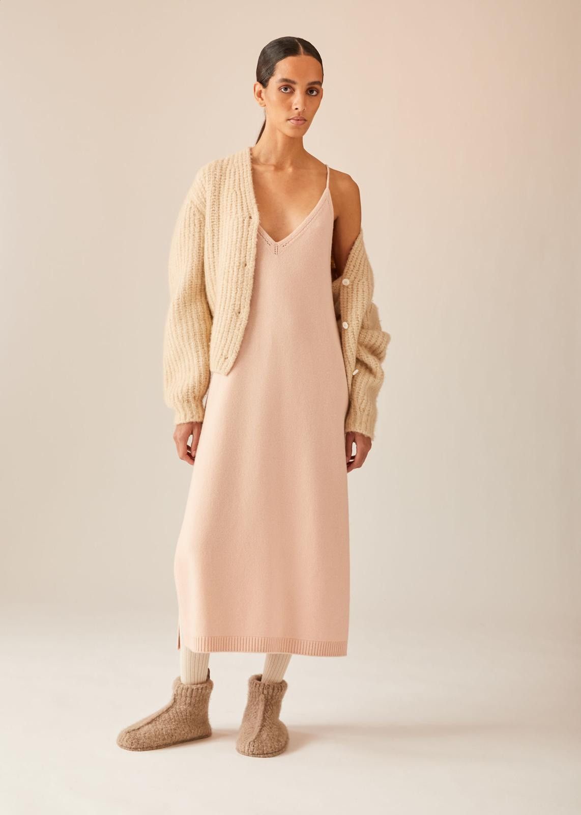 Loro Piana o1srvl11e1024 Cocooning Cashmere Midi Dress in Pink Size M / US 6-8 / IT 42-44 - 3 Thumbnail