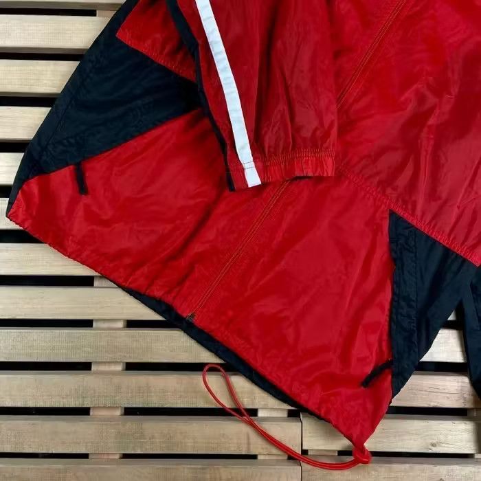 Nike × Vintage Mens Bomber Jacket Nike Vintage Red Size S Back Logo Size US S / EU 44-46 / 1 - 3 Thumbnail