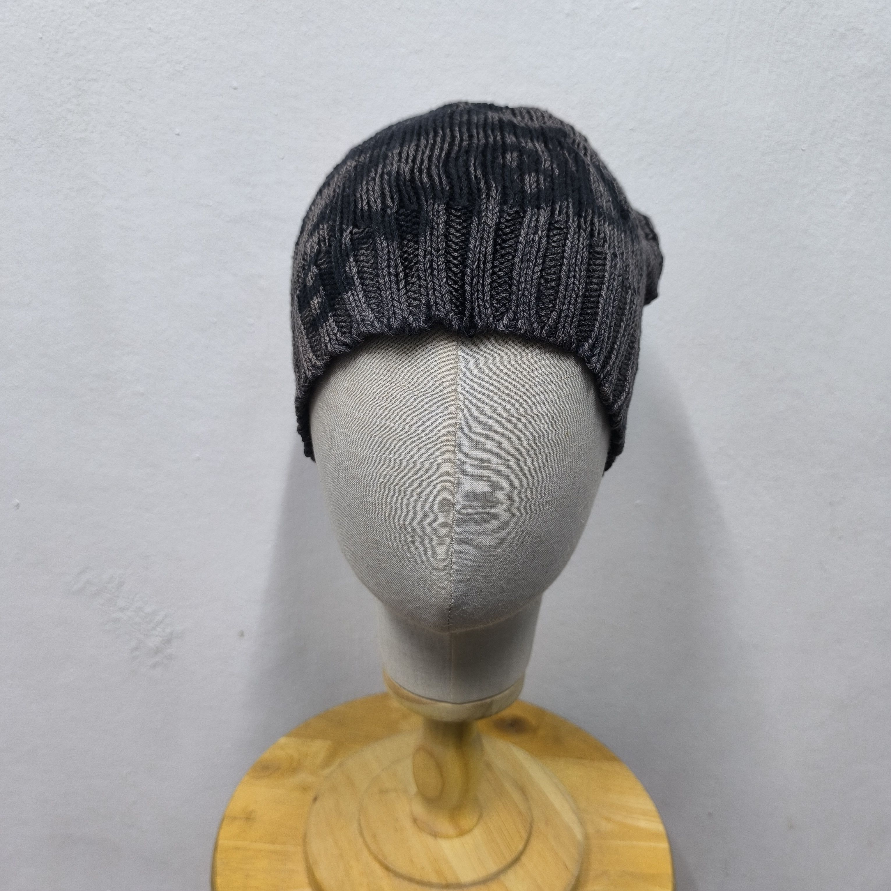 Tornado Mart ☠️ Harajuku style skull punk gothic mudwash beanie hat Size ONE SIZE - 2 Thumbnail