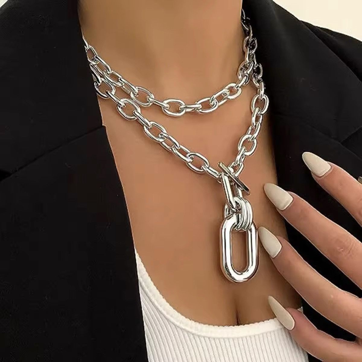 Jewelry Metal Thick Chains Big Elliptical Necklace Size ONE SIZE - 1 Thumbnail