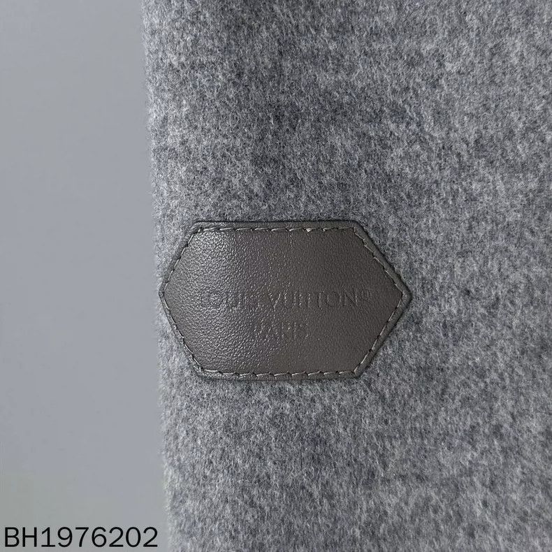 Other Louis Vuitton Monogram Robe Coat- Size S / US 4 / IT 40 - 6 Thumbnail