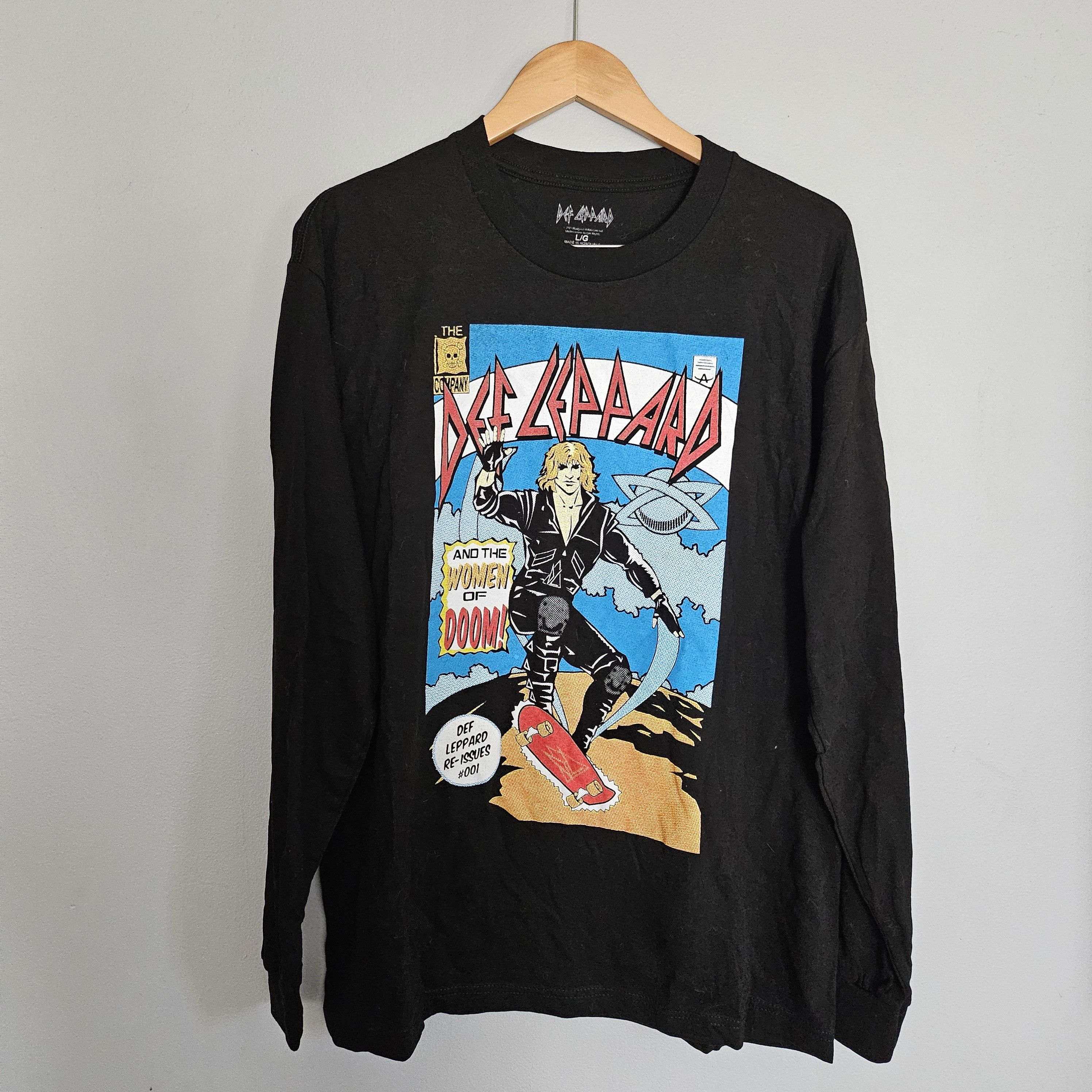 Def Leppard × Vintage Def Leppard Comic Longsleeve size L Size US L / EU 52-54 / 3 - 1 Thumbnail