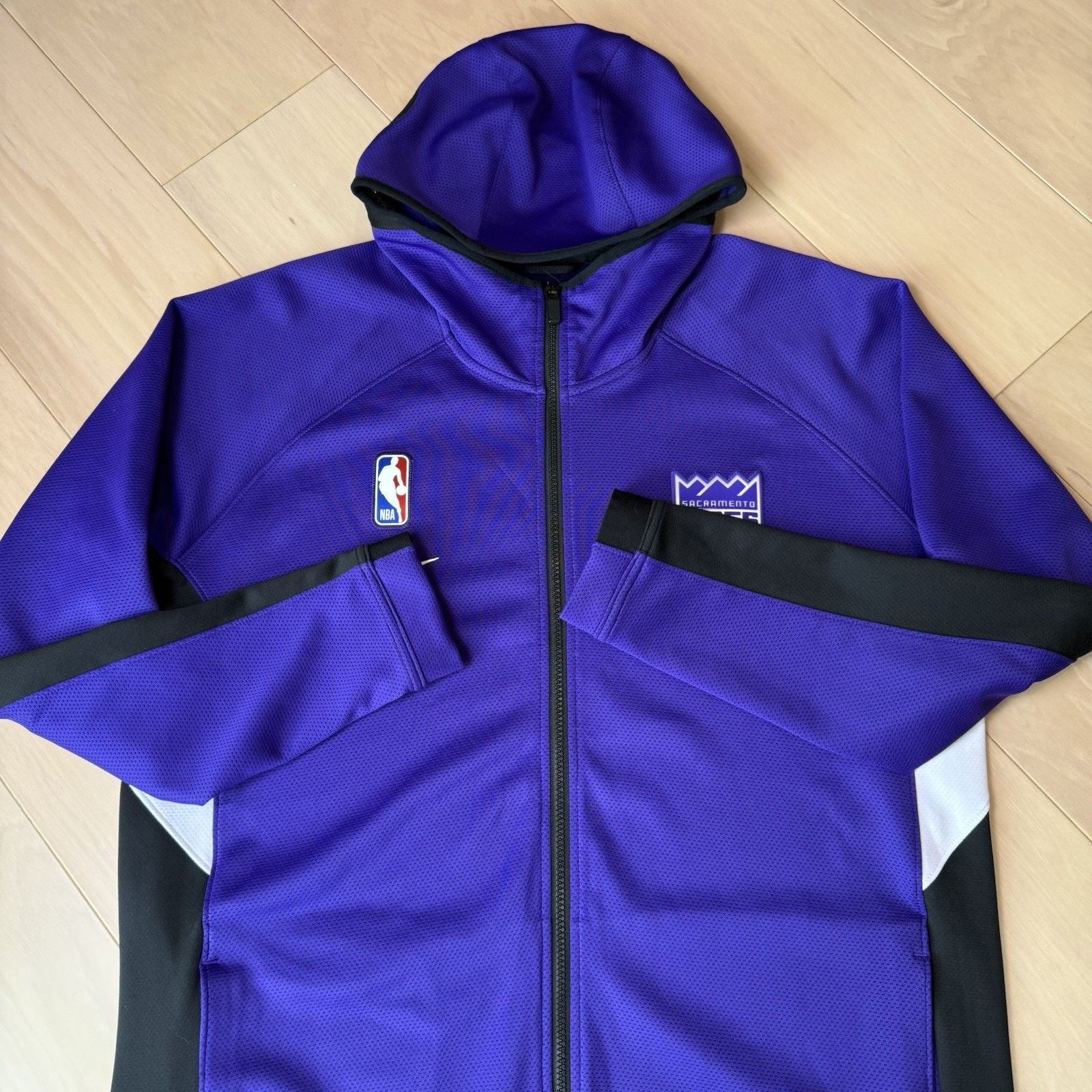 Nike Sacramento Kings Therma Flex Showtime Warm Up Hoodie XL Size US XL / EU 56 / 4 - 5 Thumbnail