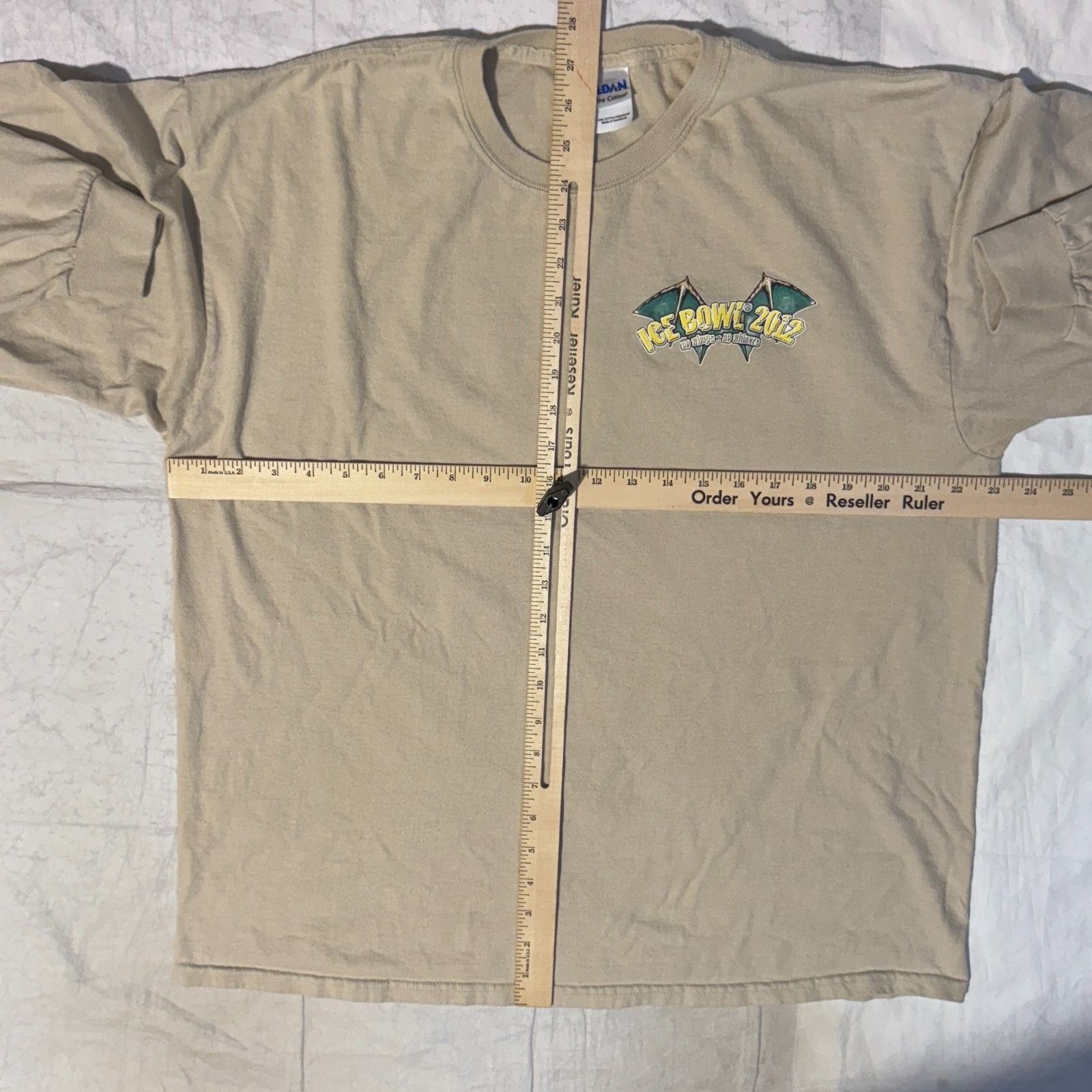 Gildan 2012 Discraft Ice Bowl Buzz Dragon Beige Long Sleeve Tshirt Size US XL / EU 56 / 4 - 5 Thumbnail