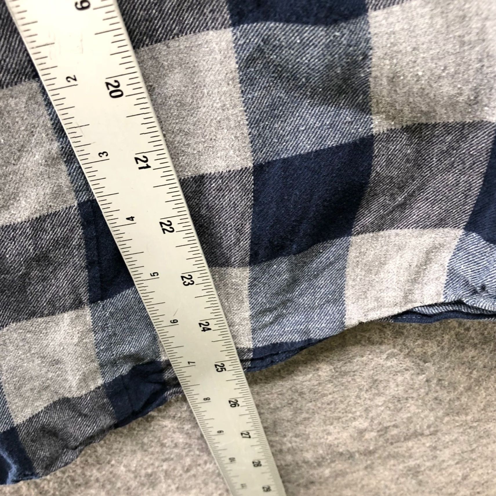 J.Crew J. Crew Shirt Womens 12 Navy Blue Plaid Flannel Stretch Long Sleeve Casual Shirt Size XL / US 12-14 / IT 48-50 - 7 Thumbnail