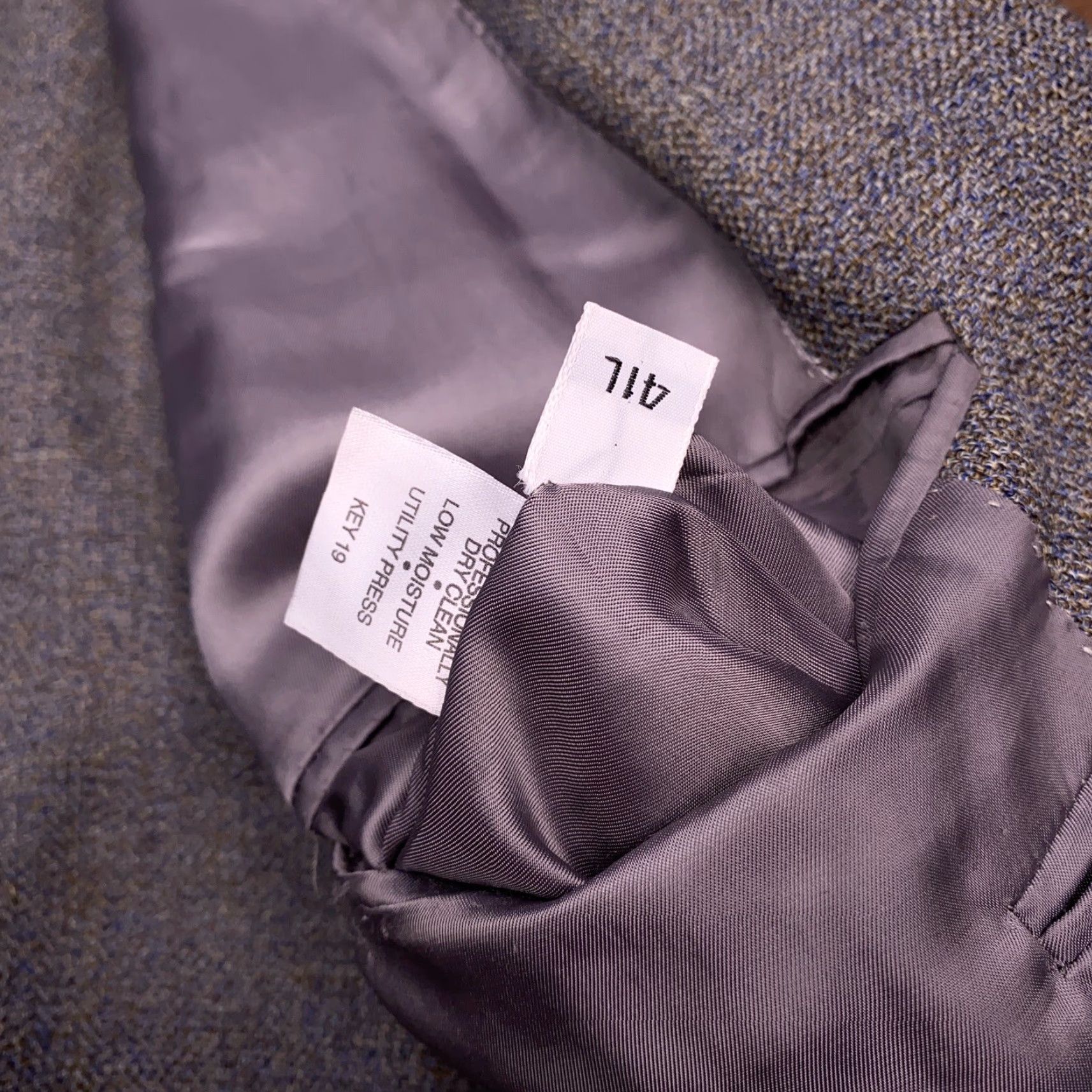 Hart Schaffner Marx Hart Schaffner Marx Sport Coat Gray Wool Blazer 41 Long USA Regular Classic Two-Button Single-Breasted Notch Lapel Mens Jacket Size 42R - 7 Thumbnail