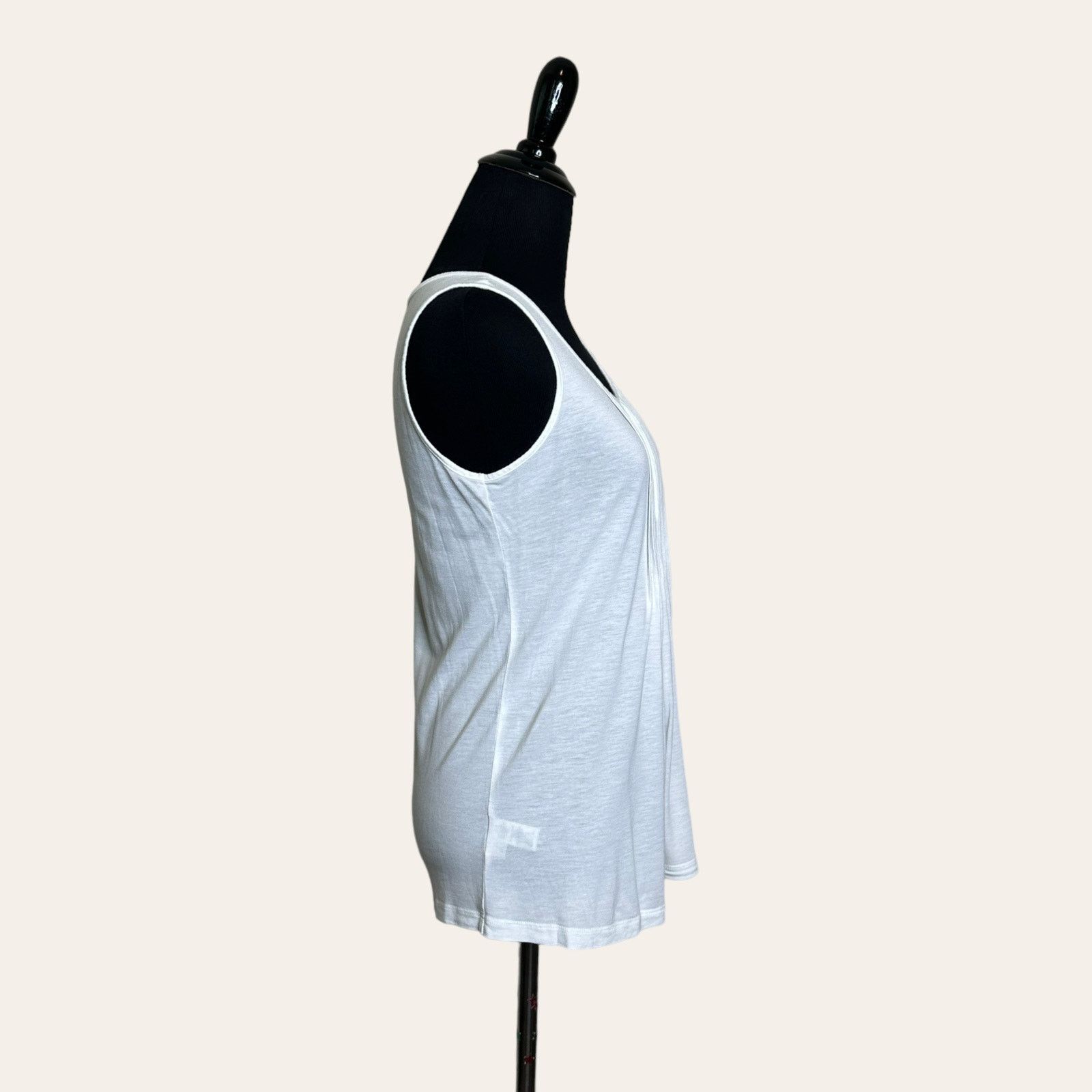 Loft Loft white front pleated tank top blouse size XS Size XS / US 0-2 / IT 36-38 - 6 Thumbnail