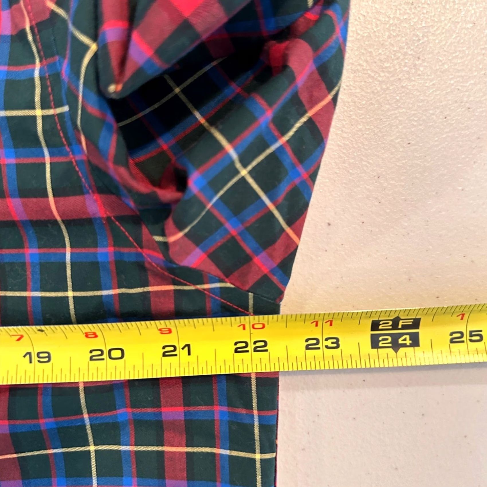 Vintage LL Bean Mens Plaid Shirt Button-Down Long Sleeve Button-Up Medium Regular Cotton Casual Fall Spring Men Size US M / EU 48-50 / 2 - 6 Thumbnail