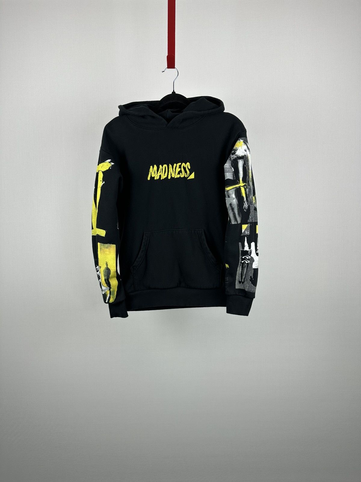 XO NWT2020 THE WEEKND MADNESS XO Collage Logo Pullover Black Size US S / EU 44-46 / 1 - 5 Thumbnail