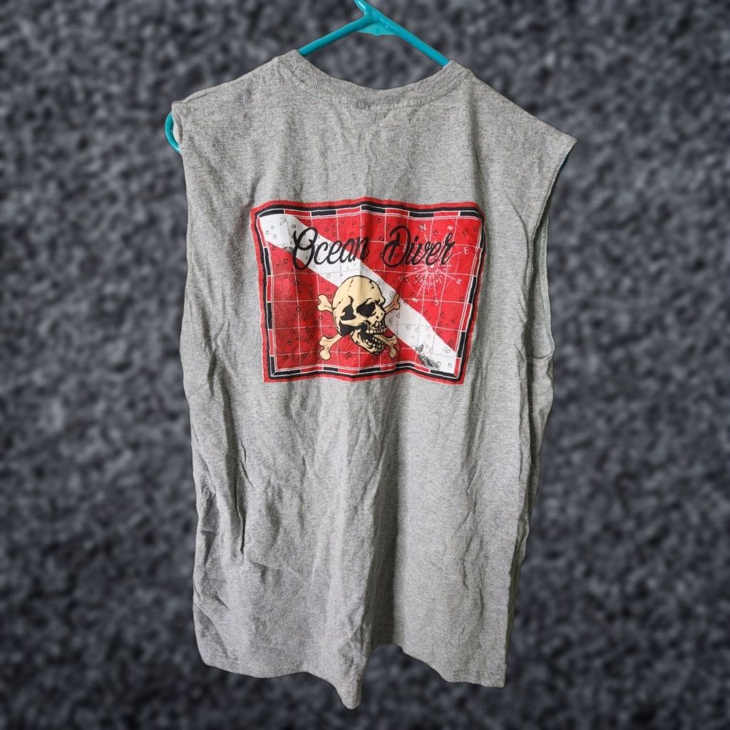 Vintage VINTAGE Yacht Club T-Shirt Ocean Diver Double-Sided Sleeveless Florida Mens XL Gray Cotton Size US XL / EU 56 / 4 - 1 Thumbnail