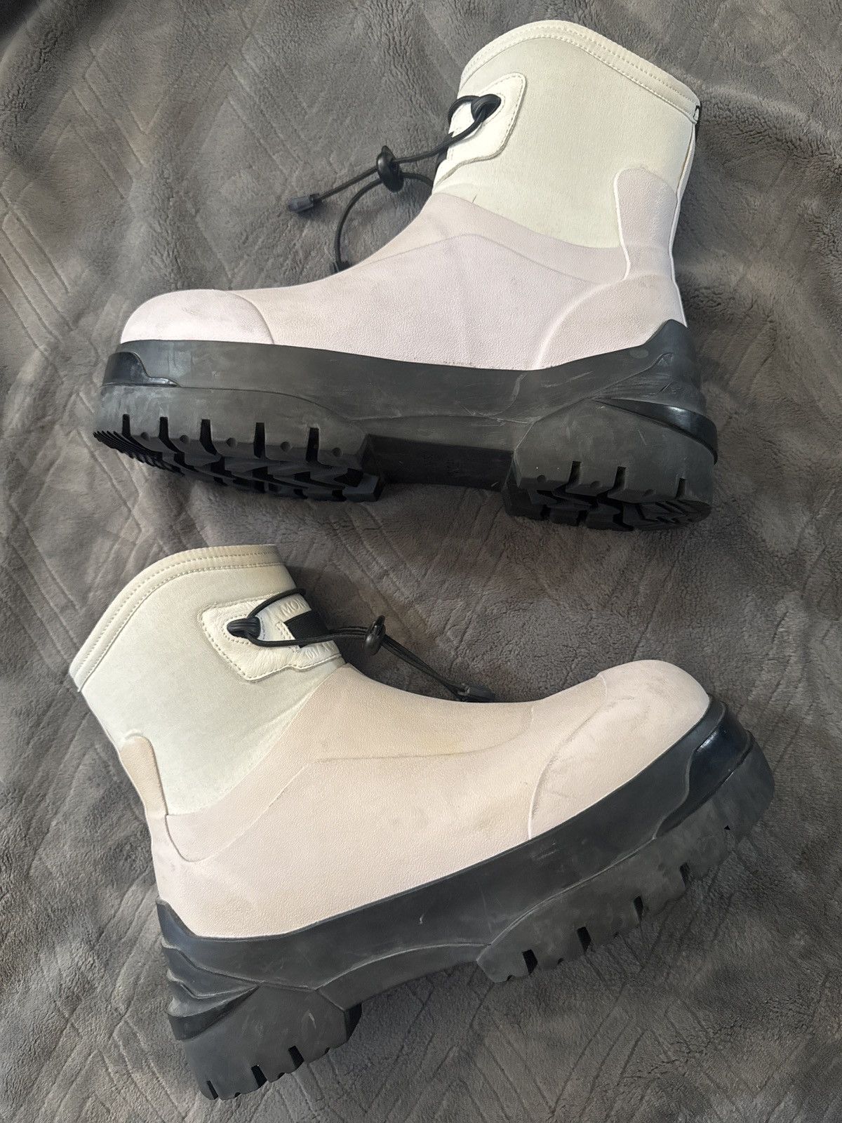 1017 ALYX 9SM × Moncler Genius 1017 Alyx 9sm X Moncler alison scarpa snow boots Size US 9.5 / EU 42-43 - 1 Thumbnail